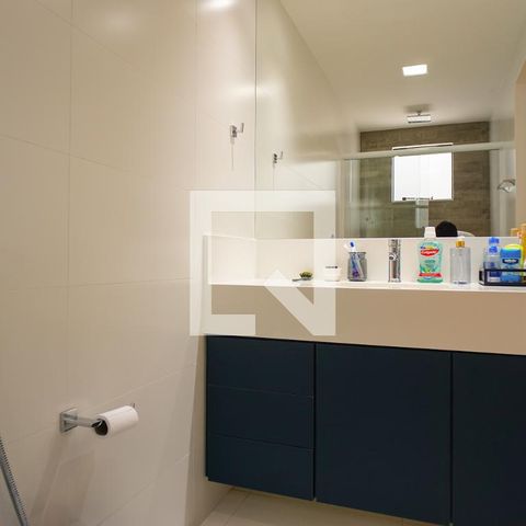 Casa de condomínio à venda com 400m², 4 quartos e 4 vagasBanheiro da Suíte 2