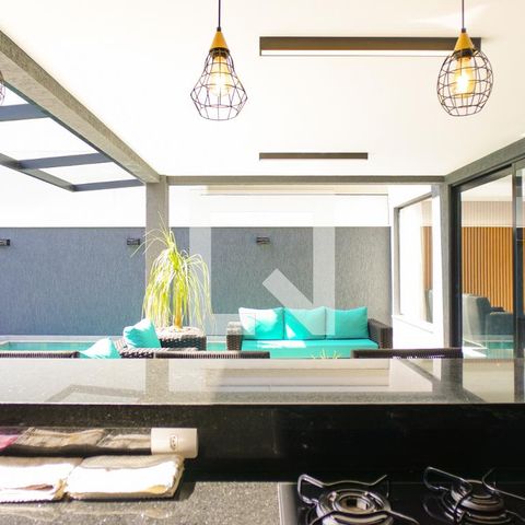Casa de condomínio à venda com 400m², 4 quartos e 4 vagasVaranda Gourmet