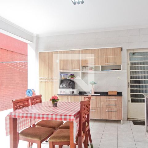 Casa à venda com 250m², 4 quartos e 2 vagasQuintal