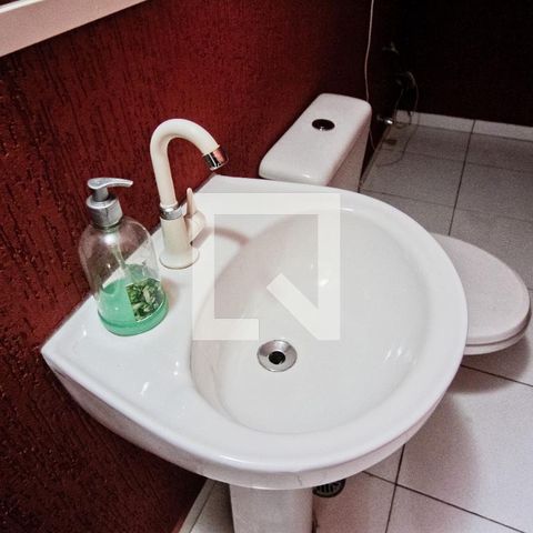 Casa à venda com 250m², 4 quartos e 2 vagasSótão - Banheiro