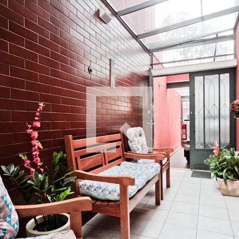 Casa à venda com 250m², 4 quartos e 2 vagasQuintal