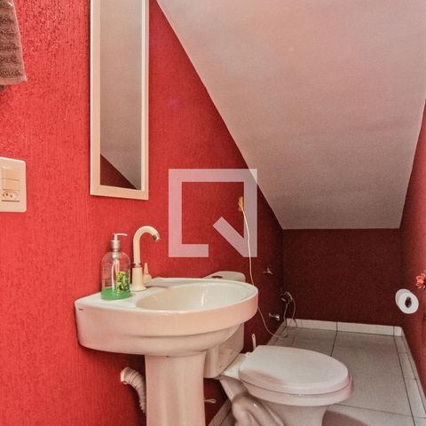 Casa à venda com 250m², 4 quartos e 2 vagasSótão - Banheiro