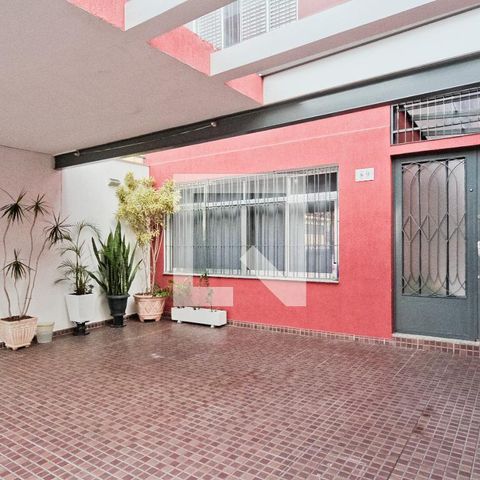 Casa à venda com 250m², 4 quartos e 2 vagasGaragem