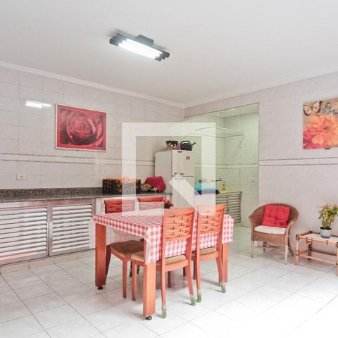 Casa à venda com 250m², 4 quartos e 2 vagasQuintal