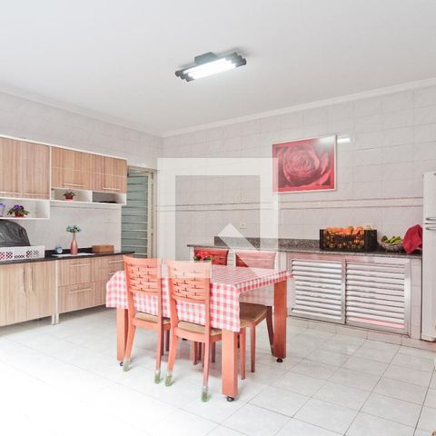 Casa à venda com 250m², 4 quartos e 2 vagasQuintal