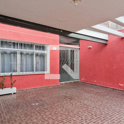 Casa à venda com 250m², 4 quartos e 2 vagasGaragem