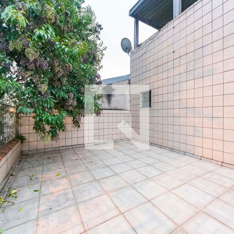 Casa à venda com 326m², 3 quartos e 6 vagasVaranda