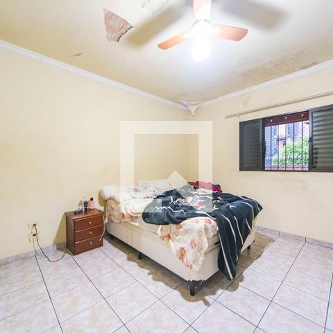 Casa à venda com 326m², 3 quartos e 6 vagasQuarto 3