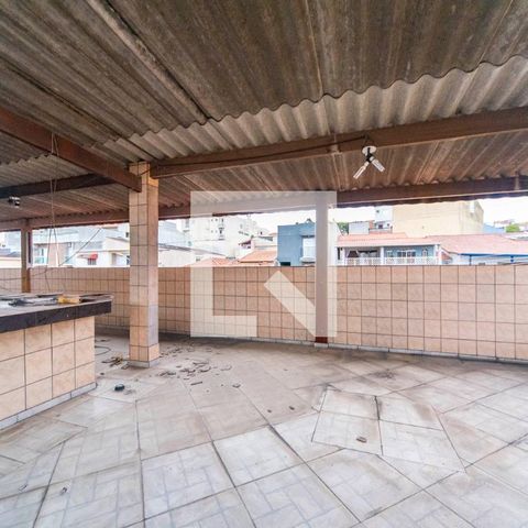 Casa à venda com 326m², 3 quartos e 6 vagasCobertura