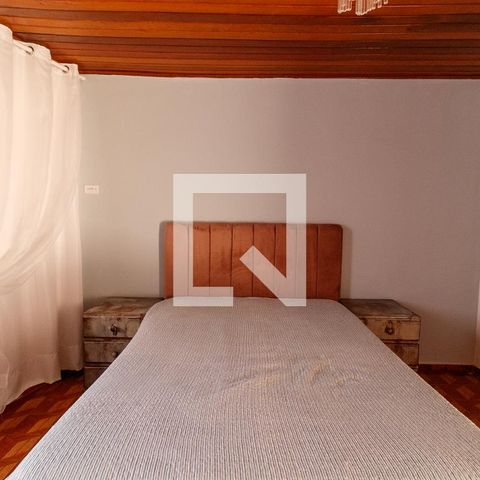 Casa à venda com 227m², 6 quartos e 2 vagasQuarto 4