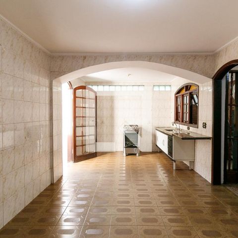 Casa à venda com 227m², 6 quartos e 2 vagasCozinha