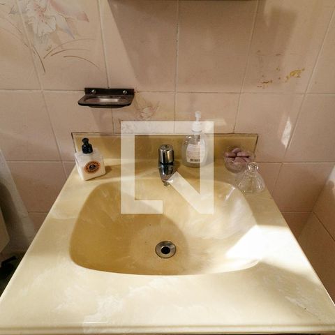 Casa à venda com 227m², 6 quartos e 2 vagasBanheiro 3