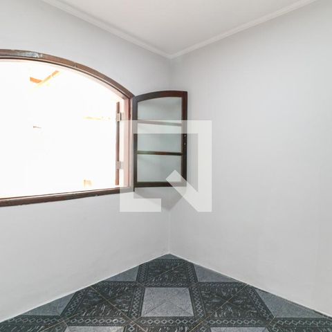 Casa à venda com 227m², 6 quartos e 2 vagasQuarto 2