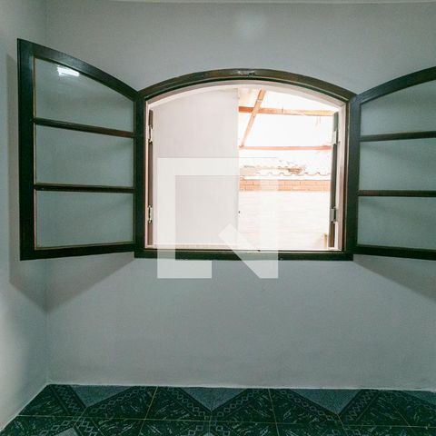 Casa à venda com 227m², 6 quartos e 2 vagasQuarto 2