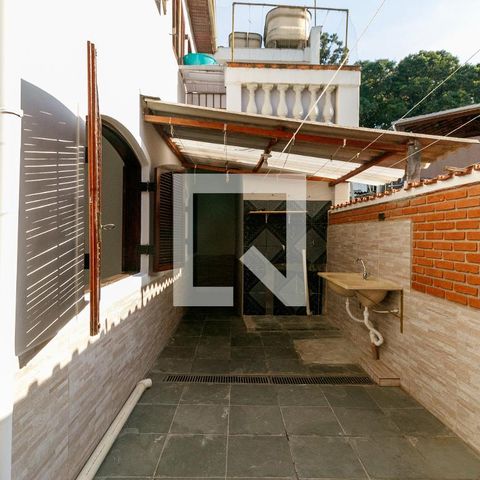 Casa à venda com 227m², 6 quartos e 2 vagasÁrea de Serviço