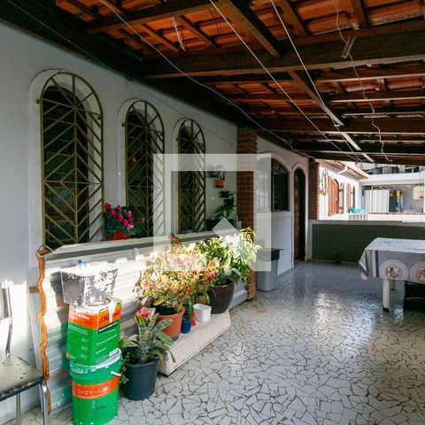 Casa à venda com 227m², 6 quartos e 2 vagasQuintal
