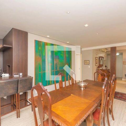 Casa à venda com 350m², 4 quartos e 4 vagasSala de Jantar