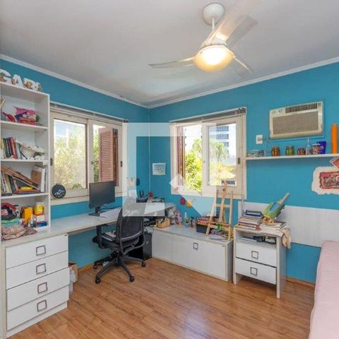 Casa à venda com 350m², 4 quartos e 4 vagasQuarto 2