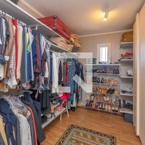 Casa à venda com 350m², 4 quartos e 4 vagasCloset da suíte 1