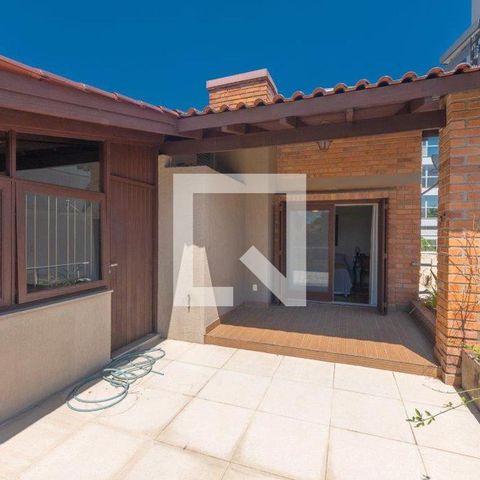 Casa à venda com 350m², 4 quartos e 4 vagasSuíte 1 - Terraço