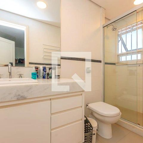 Casa à venda com 350m², 4 quartos e 4 vagasBanheiro 