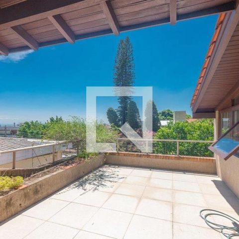 Casa à venda com 350m², 4 quartos e 4 vagasSuíte 1 - Terraço