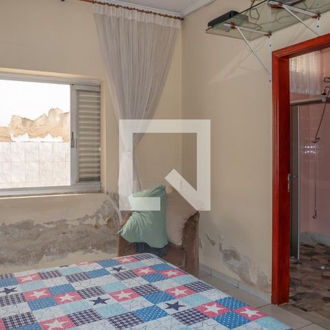 Casa à venda com 234m², 3 quartos e 2 vagasSuíte