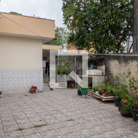 Casa à venda com 234m², 3 quartos e 2 vagasÁrea Externa