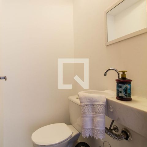 Casa de condomínio para alugar com 90m², 2 quartos e 2 vagasLavabo