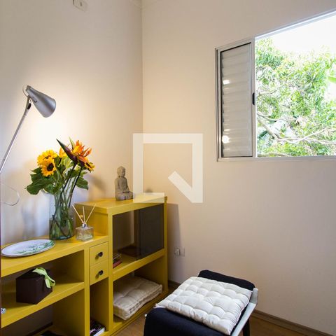 Casa de condomínio para alugar com 90m², 2 quartos e 2 vagasCloset