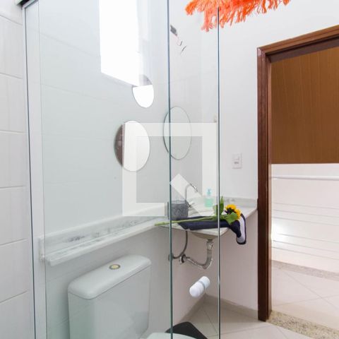 Casa de condomínio para alugar com 90m², 2 quartos e 2 vagasBanheiro 