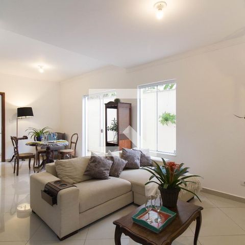 Casa de condomínio para alugar com 90m², 2 quartos e 2 vagasSala