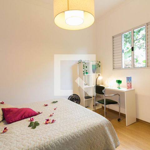 Casa de condomínio para alugar com 90m², 2 quartos e 2 vagasSuíte