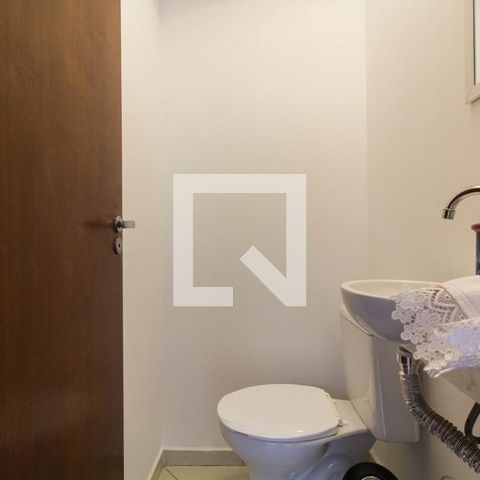 Casa de condomínio para alugar com 90m², 2 quartos e 2 vagasLavabo