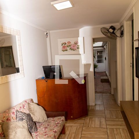 Casa à venda com 102m², 2 quartos e 1 vagaHall social