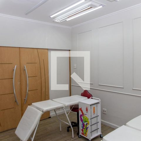 Casa à venda com 102m², 2 quartos e 1 vagaSala