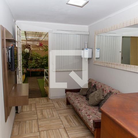 Casa à venda com 102m², 2 quartos e 1 vagaHall social