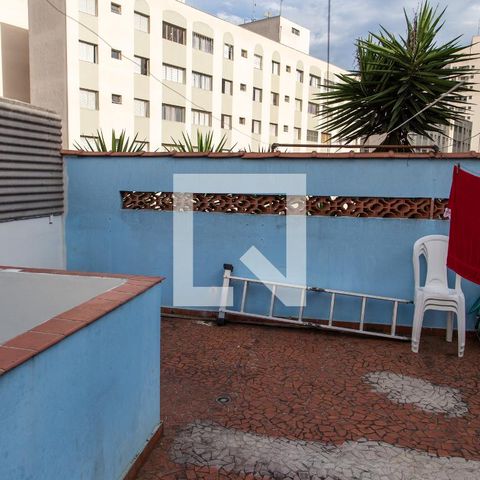 Casa à venda com 102m², 2 quartos e 1 vagaQuintal