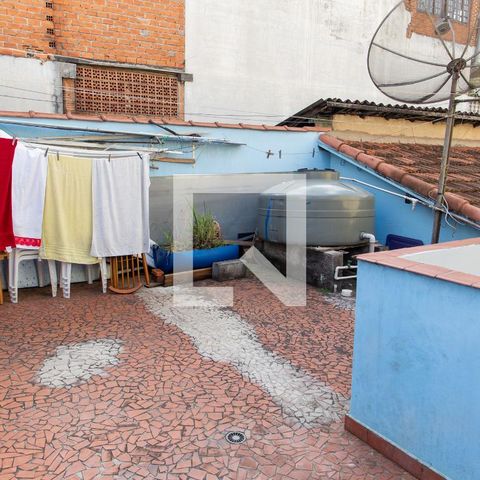 Casa à venda com 102m², 2 quartos e 1 vagaQuintal