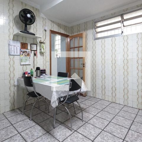 Casa à venda com 87m², 2 quartos e 2 vagasCozinha