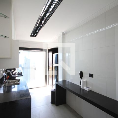 Apartamento à venda com 161m², 2 quartos e 1 vagaCozinha
