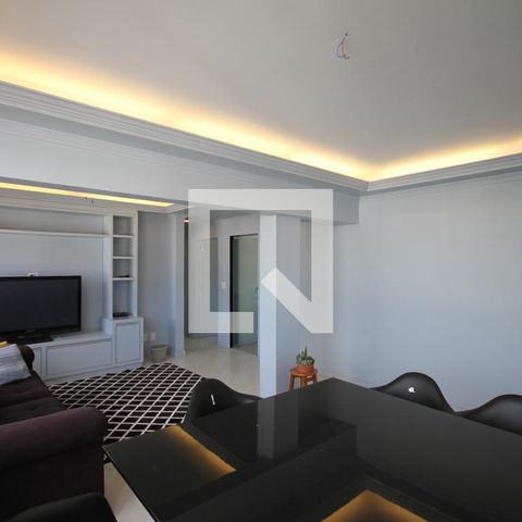 Apartamento à venda com 161m², 2 quartos e 1 vagaSala