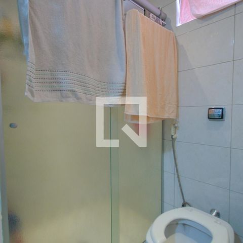 Casa à venda com 210m², 3 quartos e 2 vagasQuarto 3 - Suíte