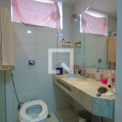 Casa à venda com 210m², 3 quartos e 2 vagasQuarto 3 - Suíte