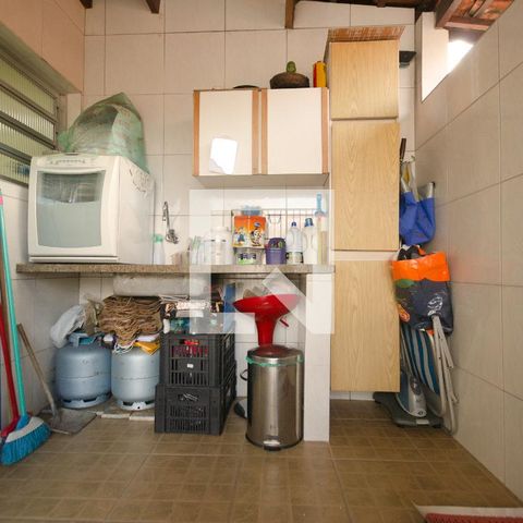 Casa à venda com 210m², 3 quartos e 2 vagasÁrea de Serviço/Quintal