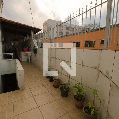 Casa à venda com 210m², 3 quartos e 2 vagasÁrea de Serviço/Quintal