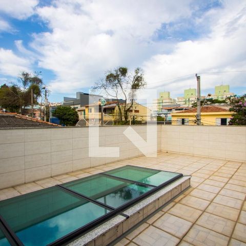 Casa à venda com 153m², 2 quartos e 2 vagas Casa à venda com 153m², 2 quartos e 2 vagasCobertura