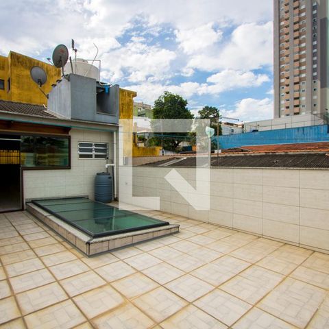 Casa à venda com 153m², 2 quartos e 2 vagas Casa à venda com 153m², 2 quartos e 2 vagasCobertura