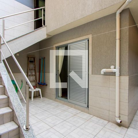 Casa à venda com 153m², 2 quartos e 2 vagas Casa à venda com 153m², 2 quartos e 2 vagasQuintal