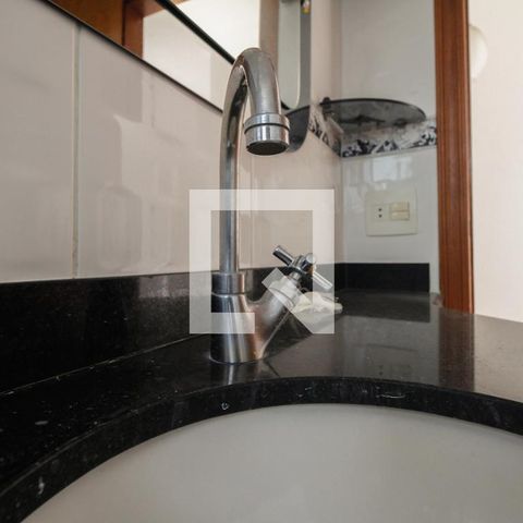 Apartamento à venda com 60m², 2 quartos e 1 vaga Apartamento à venda com 60m², 2 quartos e 1 vagaBanheiro Social